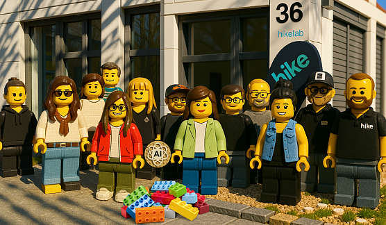  ...und ihre KI-generierten LEGO-Zwillinge: Das 3. AI Bootcamp an der Hochschule Nordhausen brachte nicht nur neue Tools, sondern auch jede Menge kreative Energie (Foto: Frank Einicke, Tina Bergknapp & ChatGPT)