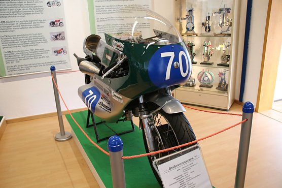 Ein besonderes Highlight: die RS 300 von Rennfahrer Heinz Rosner (Foto: agl)