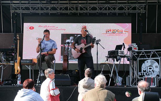 Emma light heute auf dem Rathausplatz (Foto: P.Blei) Emma light heute auf dem Rathausplatz (Foto: P.Blei)