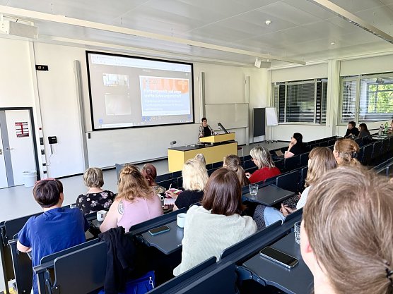 Er&ouml;ffnung des ELSA-VG-Fachtags durch den Vizepr&auml;sidenten f&uuml;r Forschung und Entwicklung der Hochschule Nordhausen, Prof. Dr.-Ing. Viktor Wesselak.  (Foto: Nadine Kathrin Luschnat)