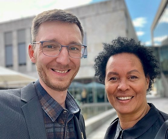 Pascal Leibbrand und Wilma Busch (Foto: GRÜNE) Pascal Leibbrand und Wilma Busch (Foto: GRÜNE)