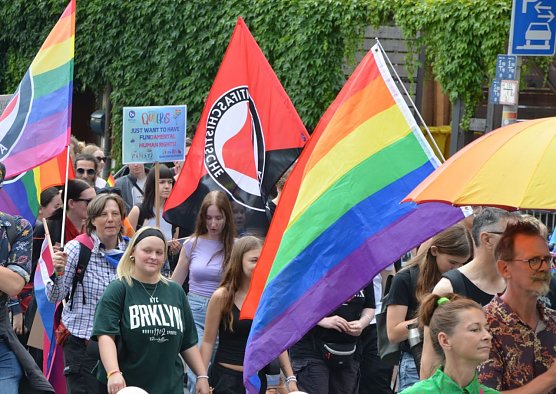 CSD-Teilnehmer in M&uuml;hlhausen  (Foto: S.G&auml;mkow)