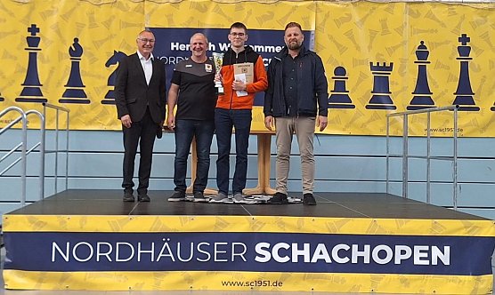 Im Meisterturnier setzte sich Vadym Petrovsky gegen die Konkurrenz durch (Foto: Torsten Schrader) Im Meisterturnier setzte sich Vadym Petrovsky gegen die Konkurrenz durch (Foto: Torsten Schrader)