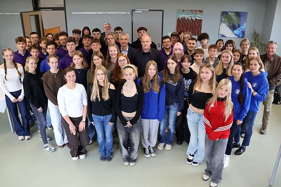  Gruppenbild Besuch aus Gostyn (Foto: Schiller-Gymnasium)