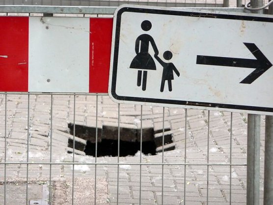 Ein neuer Erdfall? (Foto: nnz) Ein neuer Erdfall? (Foto: nnz)