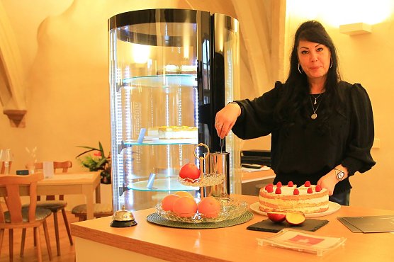 Mandy Neblung hat den Betrieb des Schlosscaf&eacute;s in Heringen &uuml;bernommen (Foto: S. Dietzel)