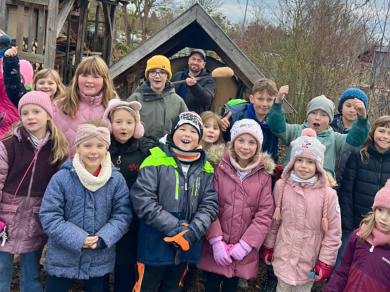 Adventsmarkt an der evangelischen Grundschule (Foto: Dr. Uta Sophie Halbritter)