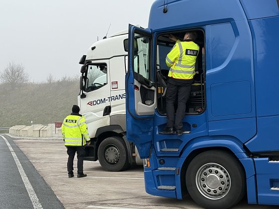 Kontrolle am Rastplatz Kesselberg (Foto: S. Dietzel)