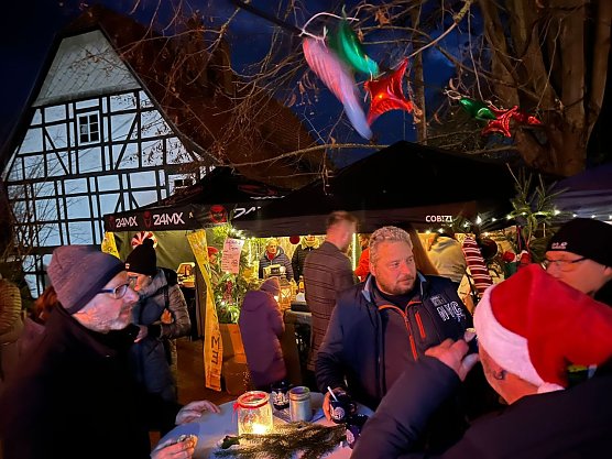 Weihnachtsmarkt in Kehmstedt (Foto: Eva Maria Ostwald)