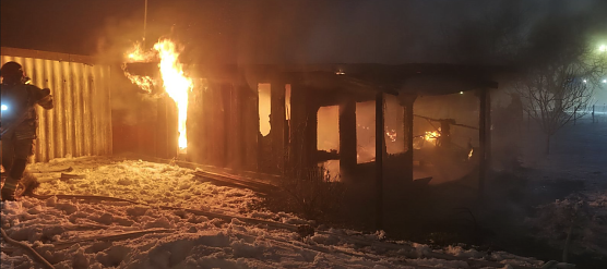 Die Lauben in Herrmannsacker brannten komplett nieder. (Foto: Silvio Dietzel) Die Lauben in Herrmannsacker brannten komplett nieder. (Foto: Silvio Dietzel)