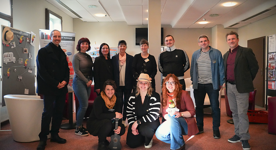Die Thinka-Familie traf sich zum Neujahrsempfang im Jugendclubhaus. (Foto: Christoph Höfferl) Die Thinka-Familie traf sich zum Neujahrsempfang im Jugendclubhaus. (Foto: Christoph Höfferl)