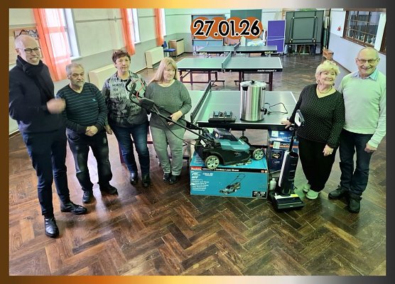 Übergabe der neuen Hilfsmittel. (Foto: Gudrun Zeitler) Übergabe der neuen Hilfsmittel. (Foto: Gudrun Zeitler)