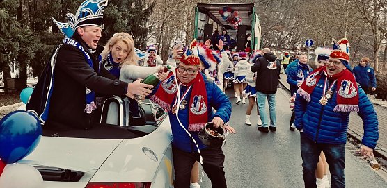 Karnevalsparty samt Umzug in Krimderode (Foto: agl) Karnevalsparty samt Umzug in Krimderode (Foto: agl)