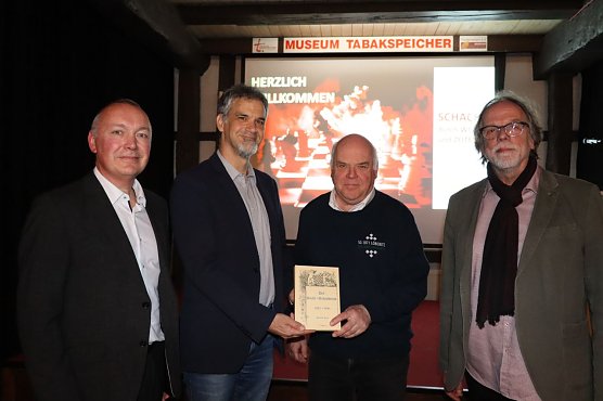 Er&ouml;ffnung der Schach-Ausstellung im Museum Tabakspeicher (Foto: Stadt Nordhausen)