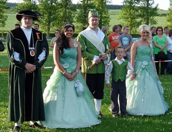 Größter Besen der Welt (Foto: Karl-Heinz Herrmann) Größter Besen der Welt (Foto: Karl-Heinz Herrmann)