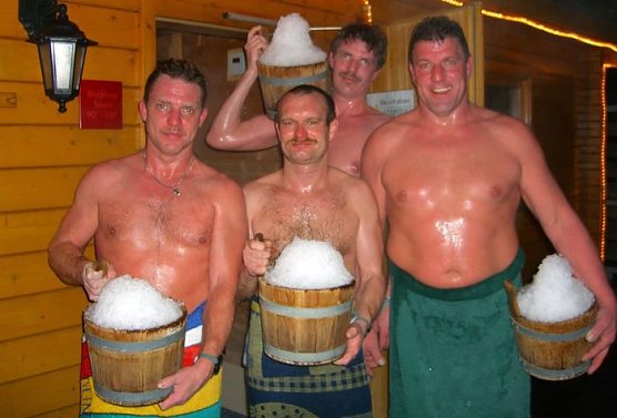 Schwitzen (Foto: Badehaus) Schwitzen (Foto: Badehaus)