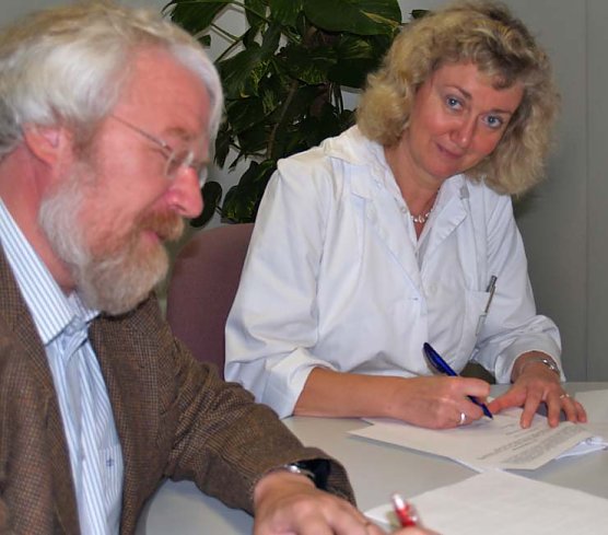 Unterschrieben (Foto: SHK)