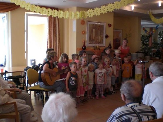 kinderfest (Foto: freöbelkiga) kinderfest (Foto: freöbelkiga)