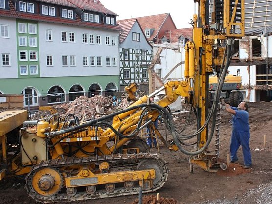 Bohren an der Flohburg (Foto: psv)