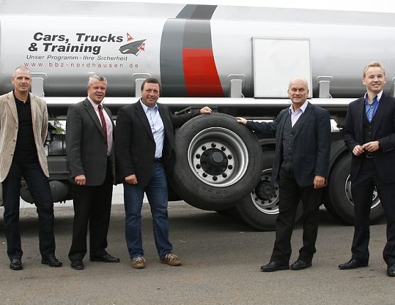 Besuch auf Autodrom (Foto: BBZ)