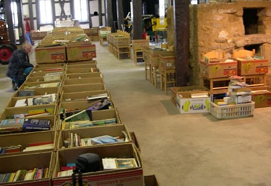 Kiloweise Bücher (Foto: KILA) Kiloweise Bücher (Foto: KILA)