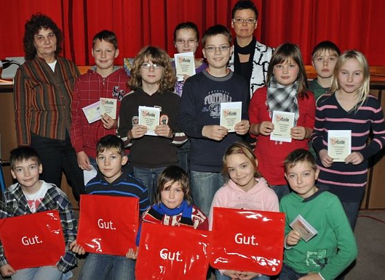 &Uuml;bergeben (Foto: KSK)