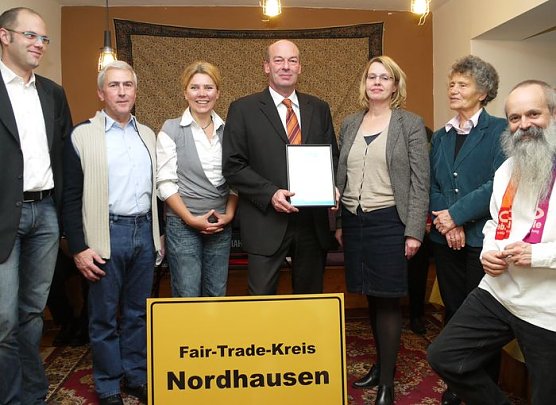 &Uuml;berreicht (Foto: nnz)