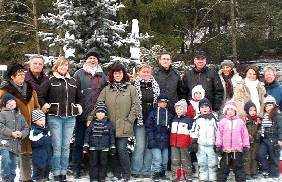 Weihnachtsbaum gesetzt (Foto: privat) Weihnachtsbaum gesetzt (Foto: privat)
