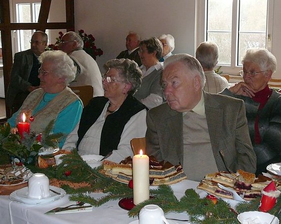 Feier in Hesserode (Foto: C. Bohn) Feier in Hesserode (Foto: C. Bohn)