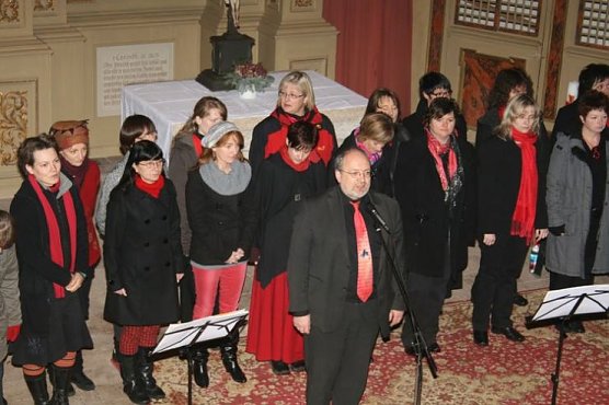 karibu (Foto: karibu) karibu (Foto: karibu)