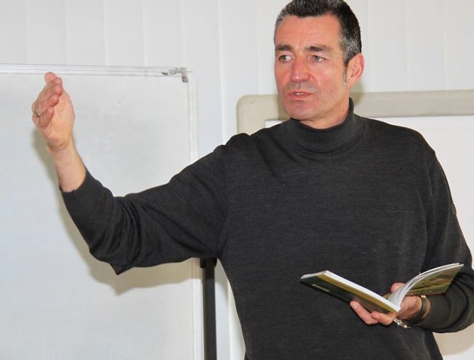 Vorgestellt und erläutert (Foto: J. Piper) Vorgestellt und erläutert (Foto: J. Piper)