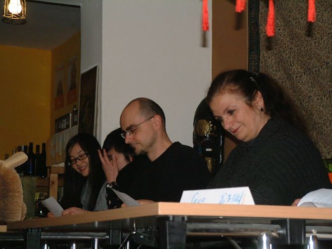 Anja Eisner und Roland Winter &uuml;bernahmen die Rollen von Lai Fu und Wang Cai (Foto: Angelo Glashagel)