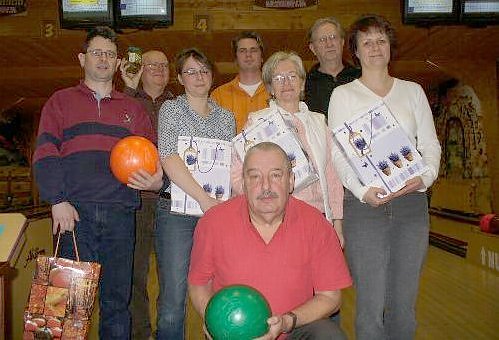 Bowling-Freunde (Foto: nnz) Bowling-Freunde (Foto: nnz)