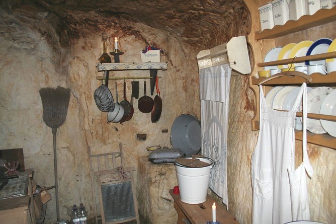 Felsenwohnung (Foto: Hellberg)