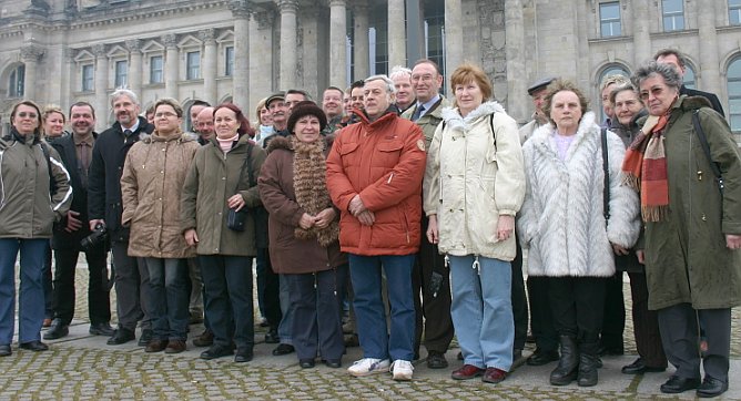 Vor dem Reichstag in Berlin (Foto: CDU)