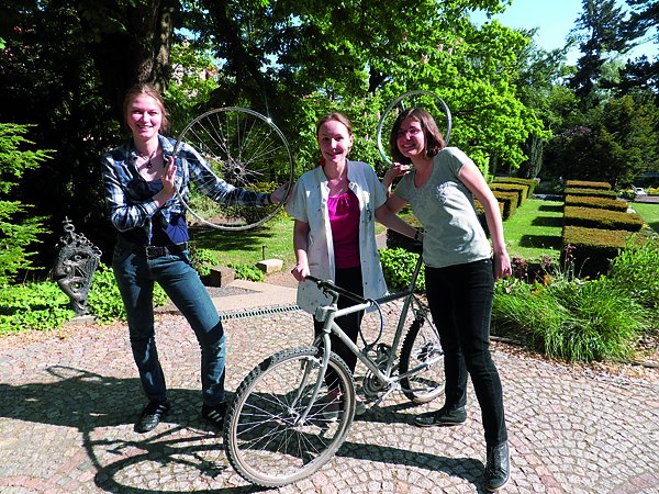 Bitte Felgen bringen (Foto: Jugendkunstschule) Bitte Felgen bringen (Foto: Jugendkunstschule)