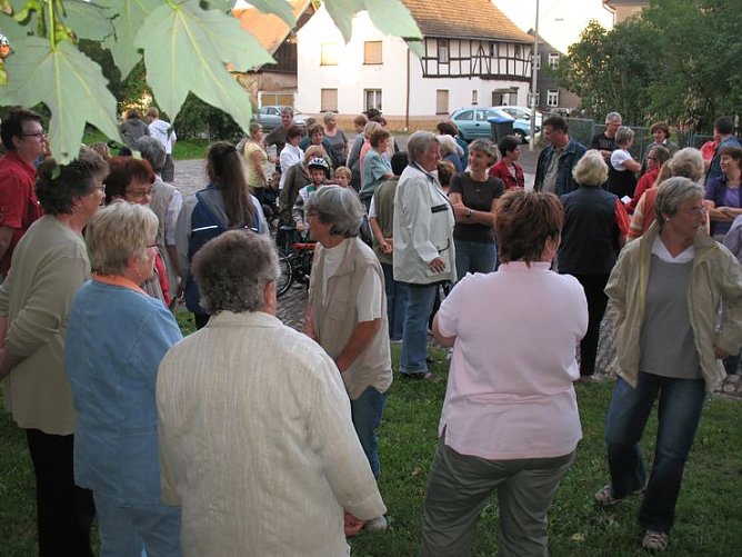 Lindenfest wird vorbereitet (Foto: privat) Lindenfest wird vorbereitet (Foto: privat)