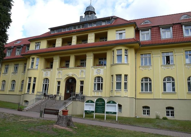 Das Parkhotel in S&uuml;lzhayn (Foto: nnz)