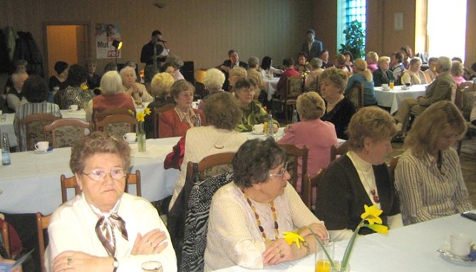 Gefeiert (Foto: nnz) Gefeiert (Foto: nnz)