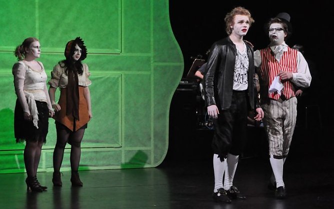 Figaros Hochzeit (Foto: Theater Nordhausen) Figaros Hochzeit (Foto: Theater Nordhausen)