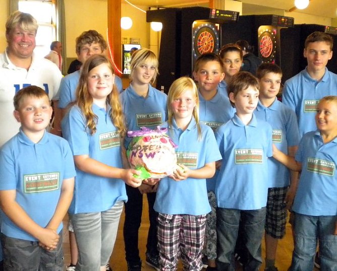 &Uuml;bergeben (Foto: privat)