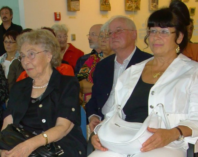 Ausstellung eröffnet (Foto: J. Seifert) Ausstellung eröffnet (Foto: J. Seifert)