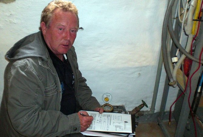 Abnahme in Steinbrücken (Foto: Stadtwerke Nordhausen) Abnahme in Steinbrücken (Foto: Stadtwerke Nordhausen)