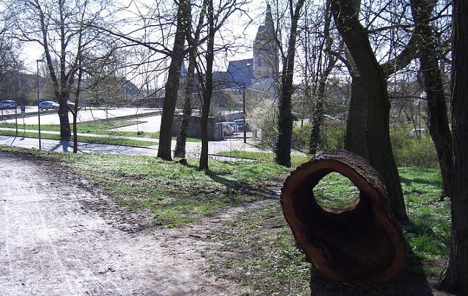 Hohl (Foto: L&uuml;ttich)