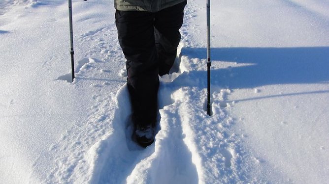Stapfen durch den Schnee (Foto: privat)