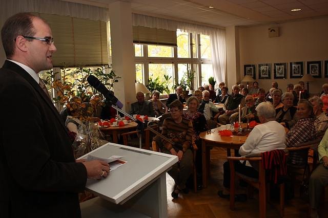 Seniorenwoche eröffnet (Foto: P. Grabe/Stadtverwaltung) Seniorenwoche eröffnet (Foto: P. Grabe/Stadtverwaltung)