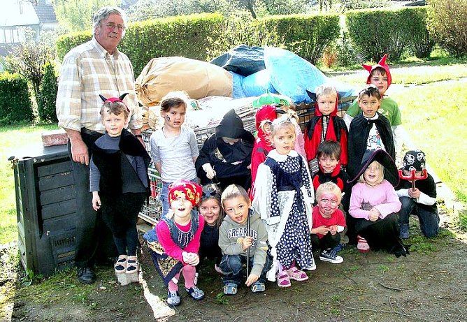 Papier gesammelt (Foto: Bayer)