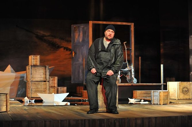 Peter Grimes (Foto: R. Obst) Peter Grimes (Foto: R. Obst)