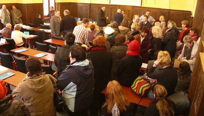 Demo vor dem Kreistag (Foto: nnz)