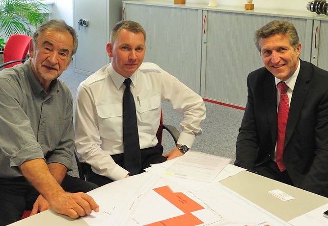 Besuch im Unternehmen (Foto: CDU) Besuch im Unternehmen (Foto: CDU)